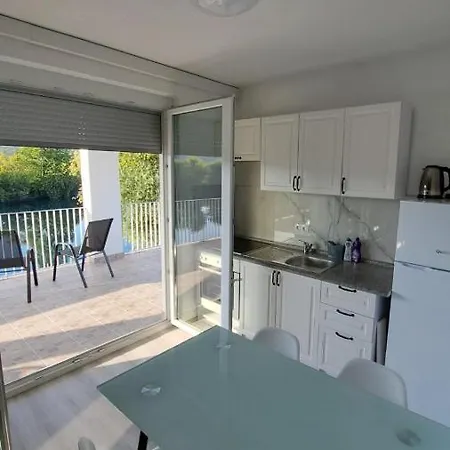 Apartment Didan *